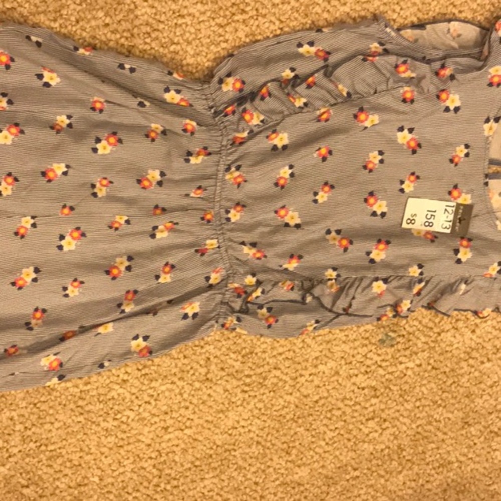 Girls floral romper ( tags still on!!)